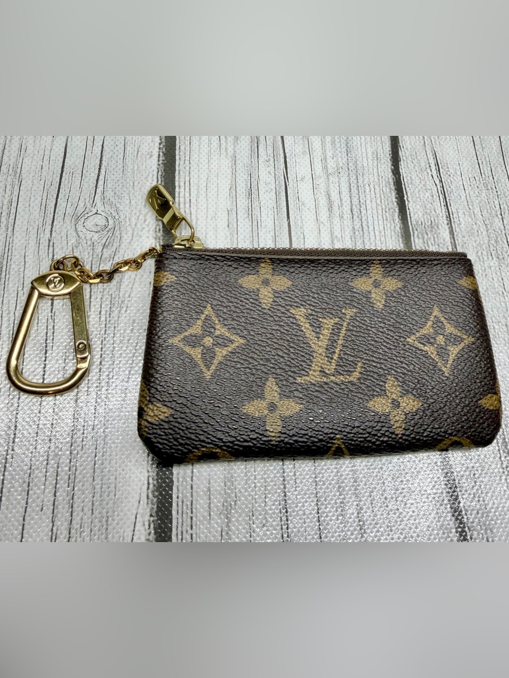 PRE LOVED Louis Vuitton Pochette Cles Coin Pouch in Monogram Coated Canvas